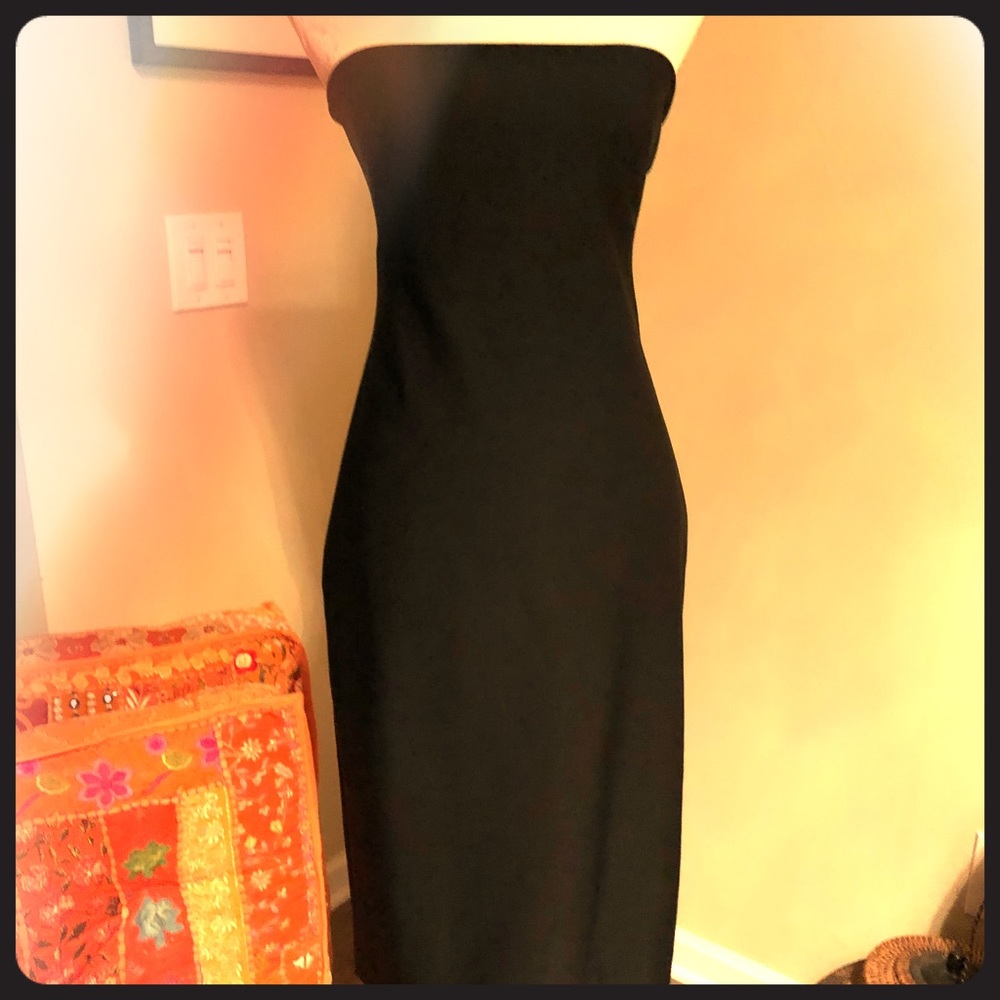 ❌SOLD❌ NWOT Theory Long Strapless Black Dress, 4-6